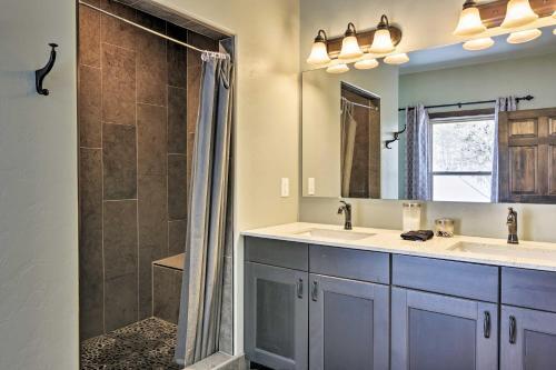 Majestic Granby Home With Hot Tub, Deck And Views!