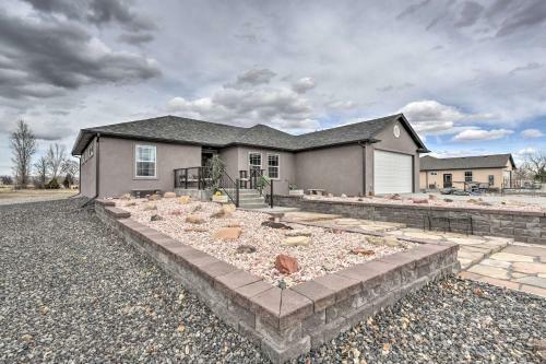 Mtn Home With Bbq, 12 Mi To Co National Monument!