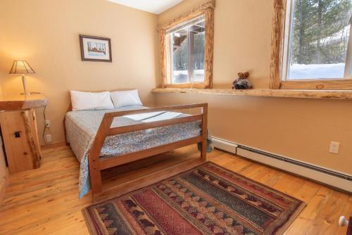 Rocky Mountain Outpost Home 8 Bedrooms Dog Friendly