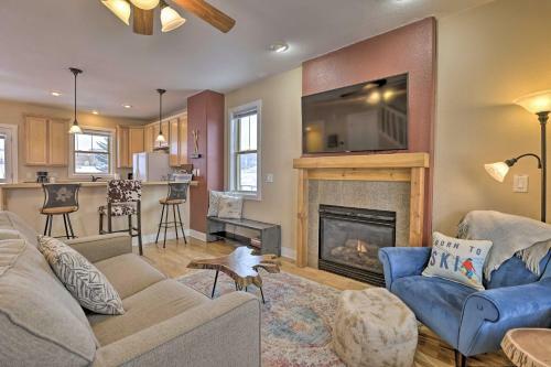 Cozy Granby Home With Deck Less Than 3 Mi To Ski And Golf