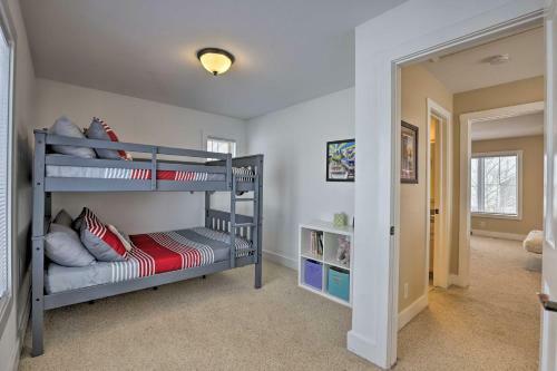 Cozy Granby Home With Deck Less Than 3 Mi To Ski And Golf
