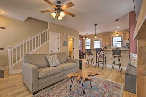 Cozy Granby Home With Deck Less Than 3 Mi To Ski And Golf