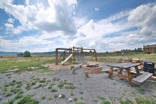 Lodge At Ten Mile