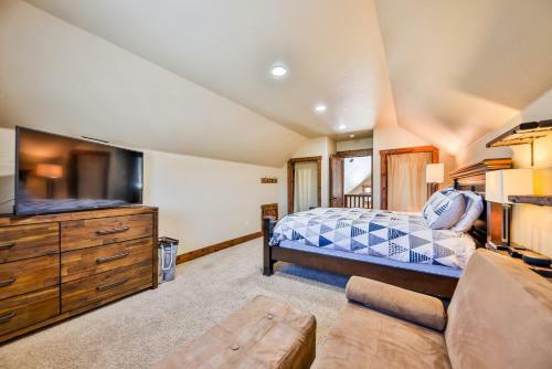 Saddle Ridge Lodge