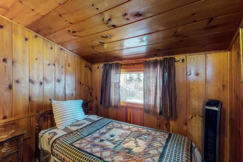 Naughty Pine Cabin