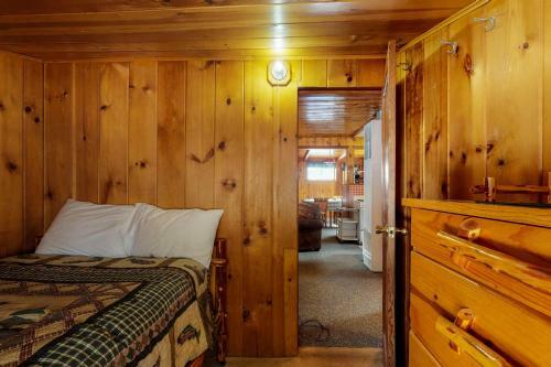 Naughty Pine Cabin