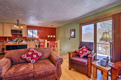 Rocky Mtn Retreat With Balcony, Fire Pit And Grill!