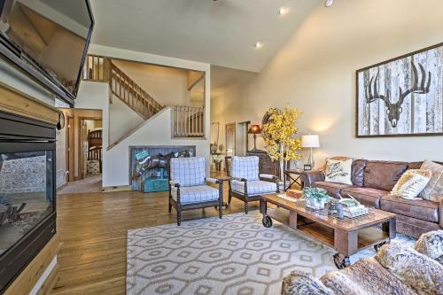 Grand Lake Getaway Near Shadow Mountain Lake!