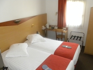 Hotel Kyriad Nice Centre Port