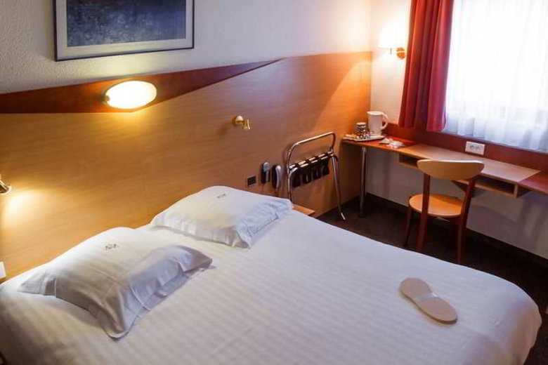Hotel Kyriad Nice Centre Port