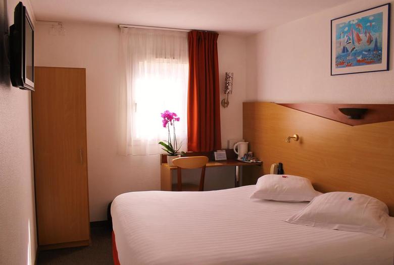 Hotel Kyriad Nice Centre Port