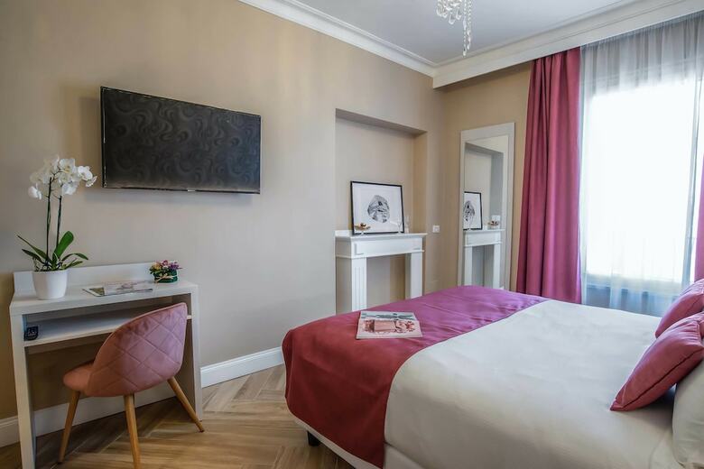 The Boutique Hotel