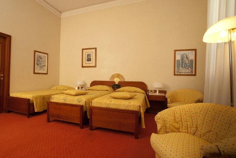 Hotel Roma