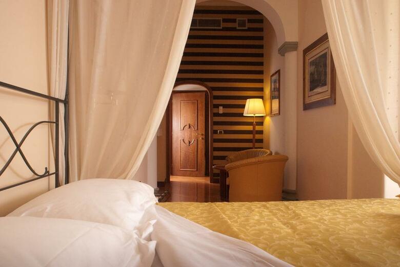 Hotel Roma