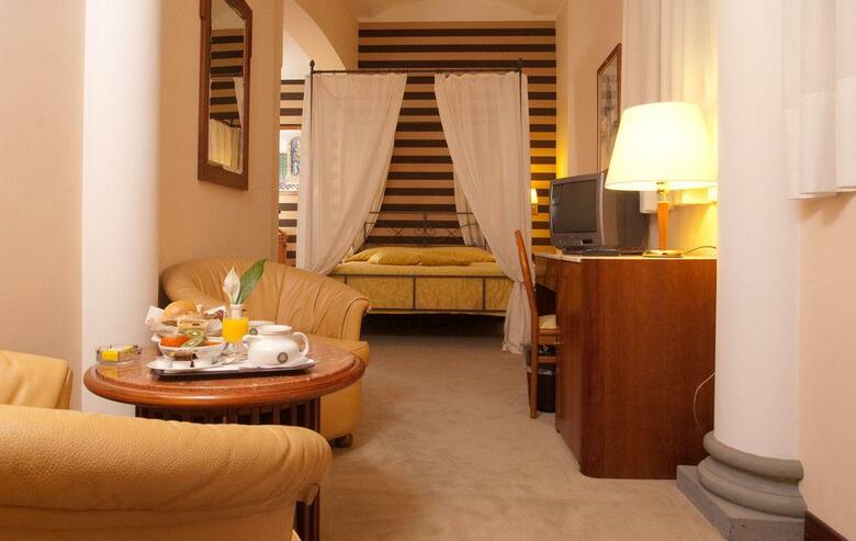 Hotel Roma