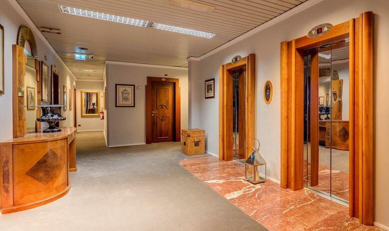 Hotel Roma
