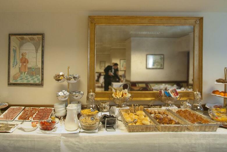 Hotel Roma