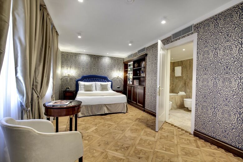 Hotel Don� Palace