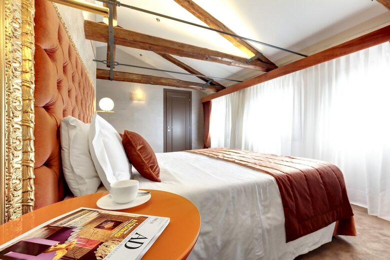 Hotel Don� Palace