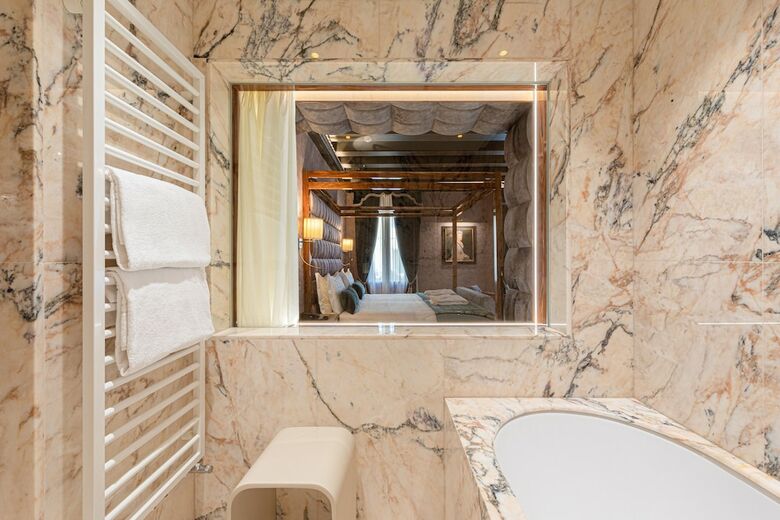 Hotel Don� Palace