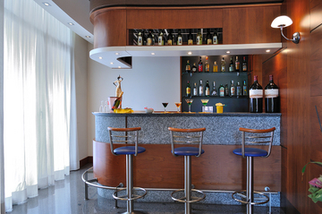 Hotel Re