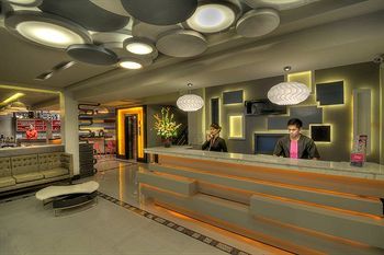 Hotel Eloisa Royal Suites