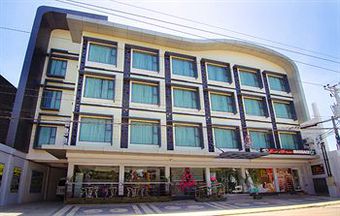 Hotel Eloisa Royal Suites