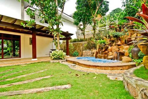 Villa Cintai Corito's Garden