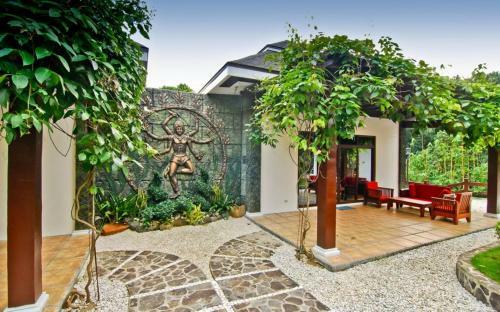 Villa Cintai Corito's Garden