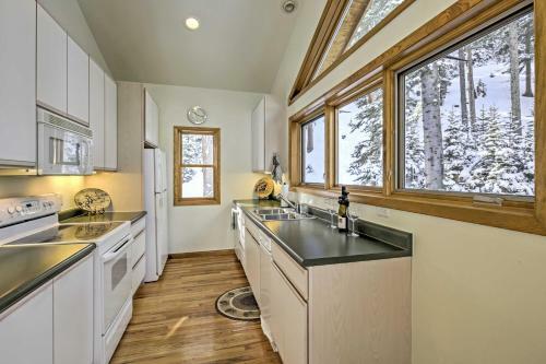 Creekside Mtn House With Deck 8 Mi To Idaho Springs