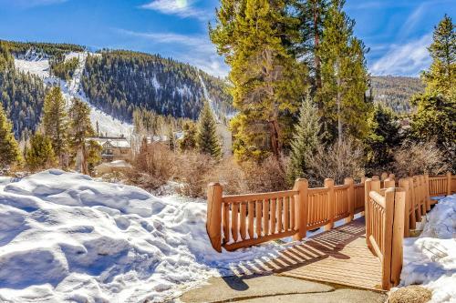 Snowdance Manor
