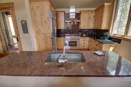 Keystone Prospectors Home 669