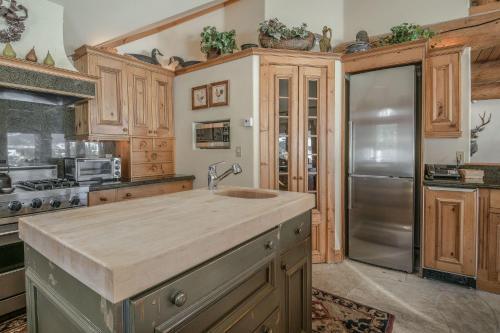 Elk View Lodge 1111