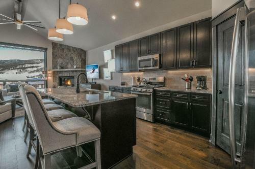 Alders 54 Outpost Dr