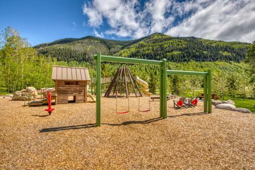 Manns Ranch A - 4 Bed 4 Bath Vacation Home In East Vail