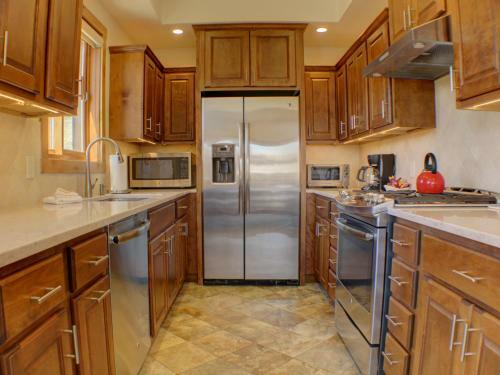 Crested Mtn North #l1 (Condos And Townhomes)