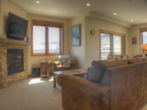 Crested Mtn North #l1 (Condos And Townhomes)