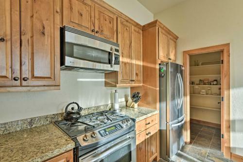 Crested Butte Townhome With Views - Steps To Lifts!