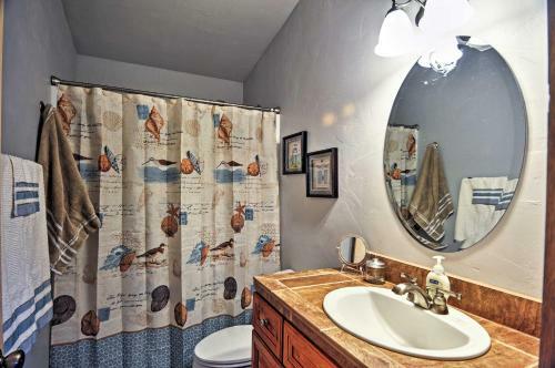 Pagosa Springs Apartment - Hot Tub And Spacious Deck