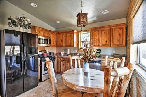 Pagosa Springs Apartment - Hot Tub And Spacious Deck