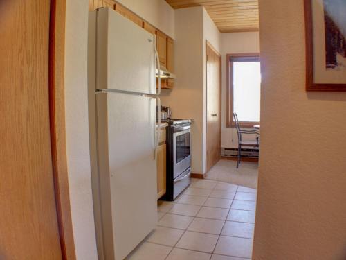 Wood Creek #404 (Condos And Townhomes)