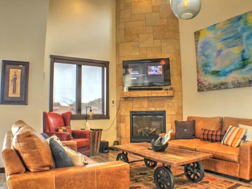 Crested Mtn North L9 (Condos And Townhomes)