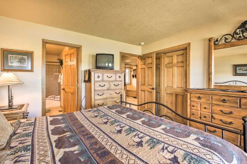 Pagosa Springs Townhome With View Hike And Fish!