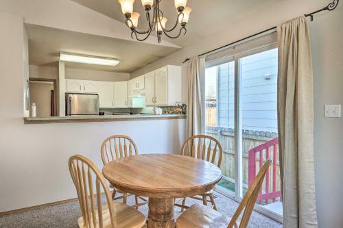 Airy Pueblo Pad Less Than 5 Mi To Arkansas Riverwalk!