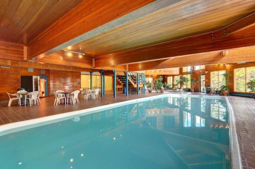 Timber Ridge Retreat