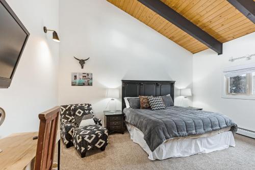 Poplar Mountain Guest House