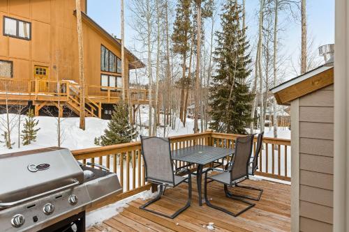 Poplar Mountain Guest House