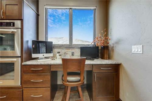 Summit Vista Home