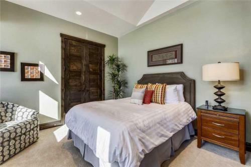 Summit Vista Home