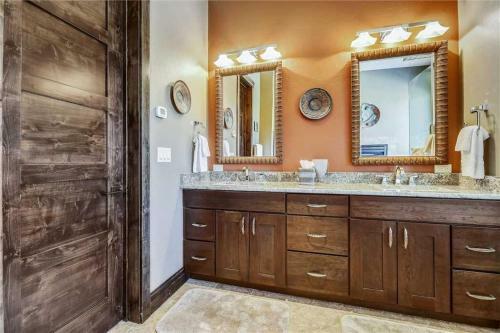 Summit Vista Home
